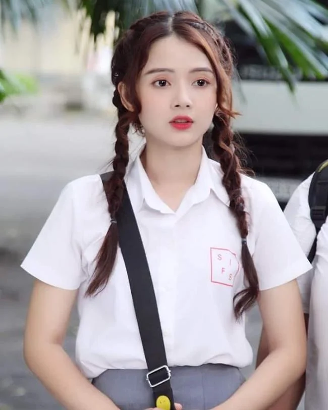 Koleksi gambar gadis pelajar comel yang comel