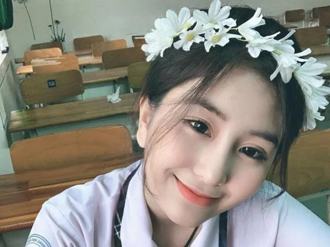 Koleksi gambar gadis pelajar comel yang comel