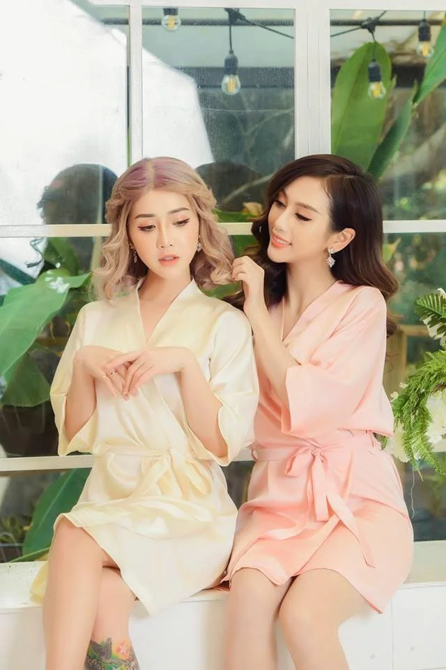 穿著睡衣的最美麗女孩的總結