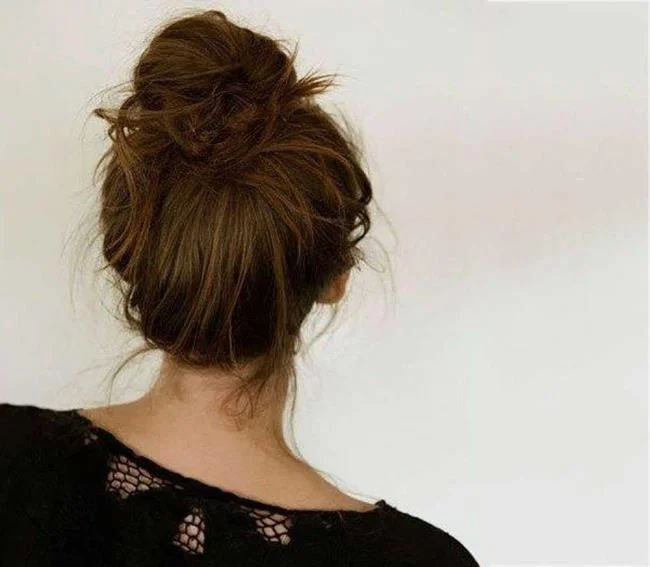 Chignon haut: comment faire?  40 photos et tutoriels