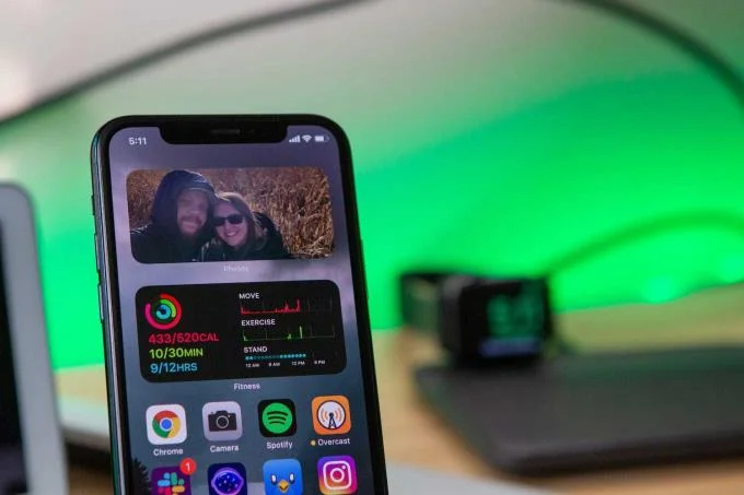 Cara mengubah foto unggulan pada widget Foto di iOS 14