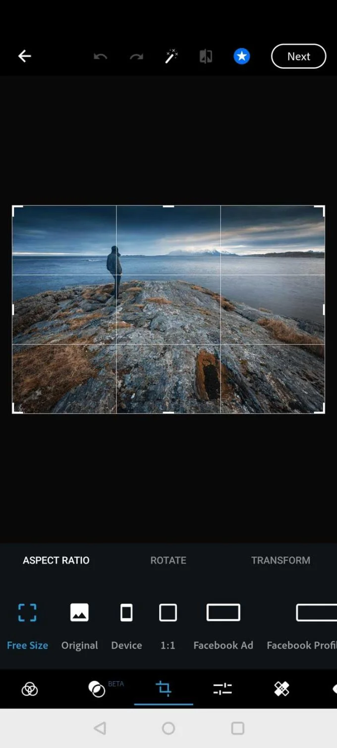 Cara membalikkan foto di ponsel Android