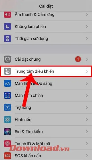 Cara menambahkan aplikasi penting ke Pusat Kontrol di iPhone