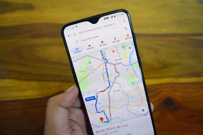 AndroidでGoogleマップに道順が表示されない問題を修正
