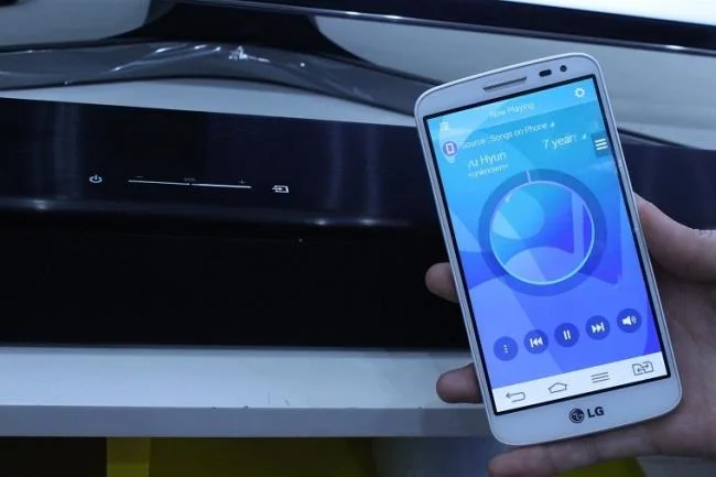 電話、タブレットでSamsungサウンドバーを制御する方法