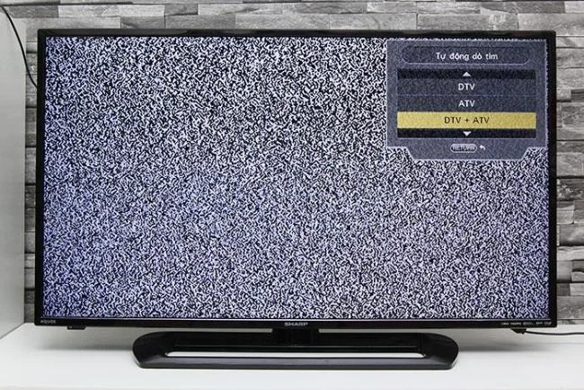 Come sintonizzarsi sui canali TV Sharp