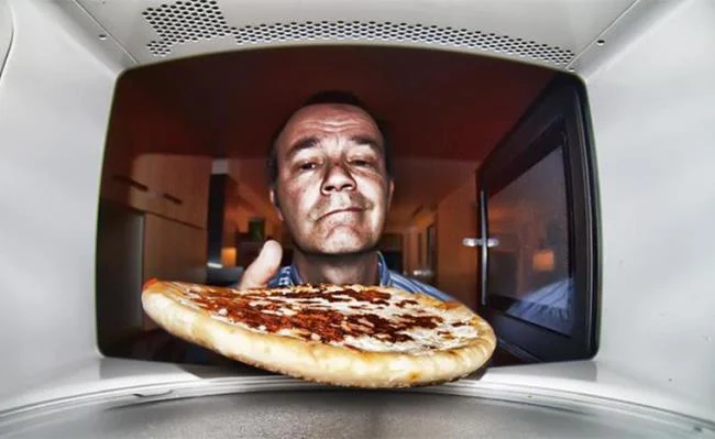 Why is the microwave not rotating?