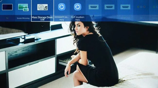 Come controllare la TV Samsung J5500, J6300, JU6400