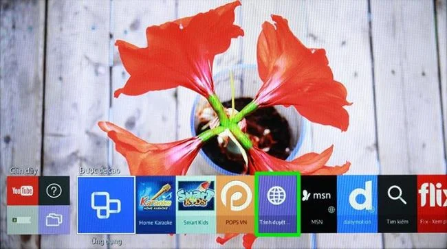 Come controllare la TV Samsung J5500, J6300, JU6400