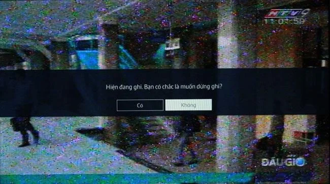 Come controllare la TV Samsung J5500, J6300, JU6400