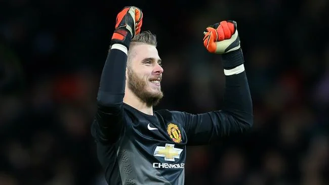 Mensintesiskan gambar penjaga gol terindah David De Gea