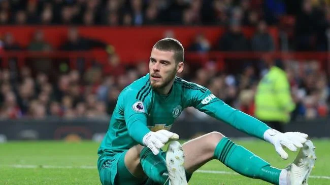 Mensintesiskan gambar penjaga gol terindah David De Gea