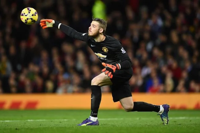 Mensintesiskan gambar penjaga gol terindah David De Gea