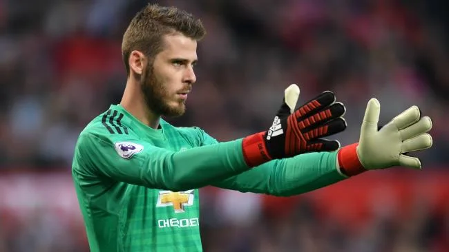 Mensintesiskan gambar penjaga gol terindah David De Gea