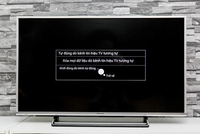 Come sintonizzare i canali TV Panasonic TH-CS630V