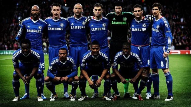 Mensintesiskan gambar kelab Chelsea yang paling indah