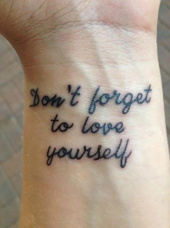 Colección de patrones de tatuajes que expresan soledad.