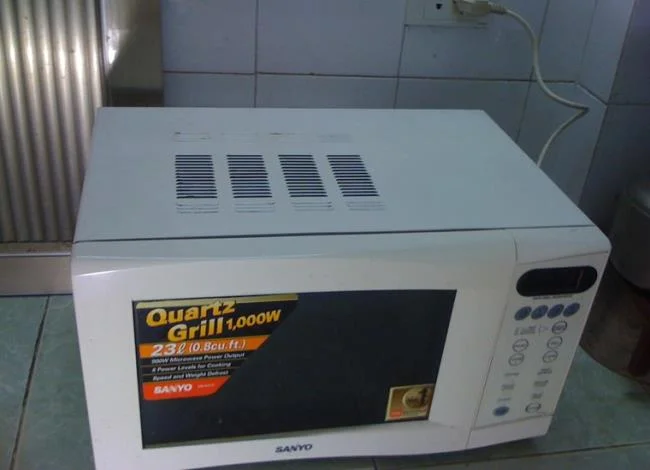 マイクロ波が汚染されている理由とその修正方法