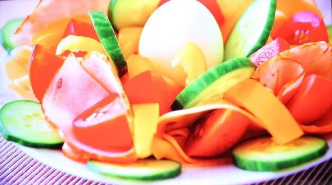 Come visualizzare foto, ascoltare musica, guardare film da USB su Smart TV Skyworth