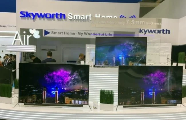Skyworth 85 inç 8K Ultra HD televizyonu piyasaya sürdü