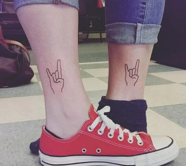Koleksi tato pergelangan kaki yang super imut
