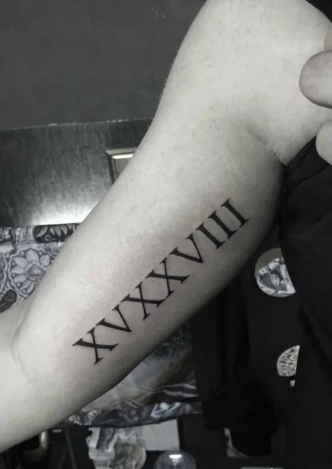 Colección de los patrones de tatuajes romanos más hermosos para que elijas