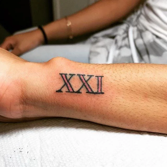 Colección de los patrones de tatuajes romanos más hermosos para que elijas