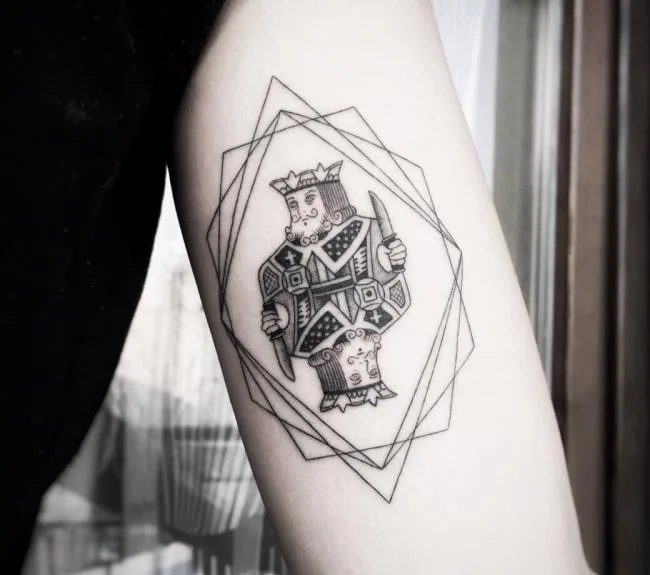 Colección de los mejores diseños de tatuajes: ¿qué dice la baraja de 52 cartas?