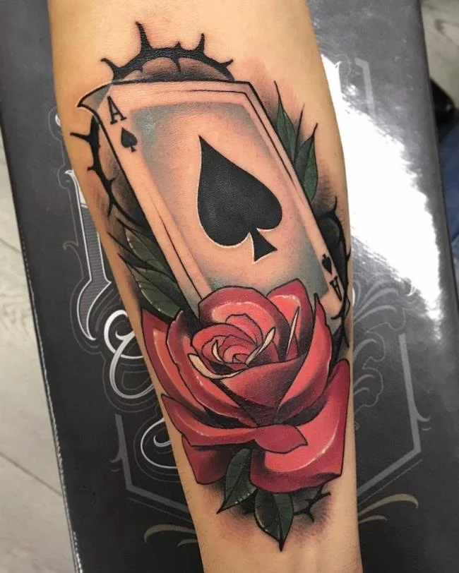 Colección de los mejores diseños de tatuajes: ¿qué dice la baraja de 52 cartas?