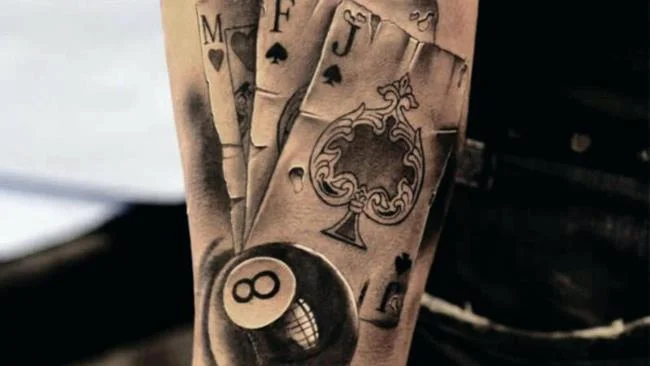 Colección de los mejores diseños de tatuajes: ¿qué dice la baraja de 52 cartas?