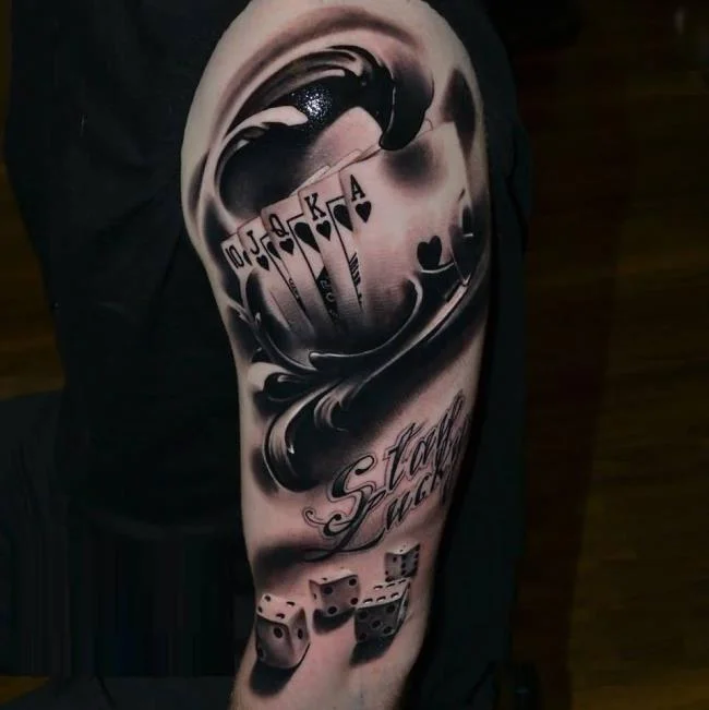 Colección de los mejores diseños de tatuajes: ¿qué dice la baraja de 52 cartas?