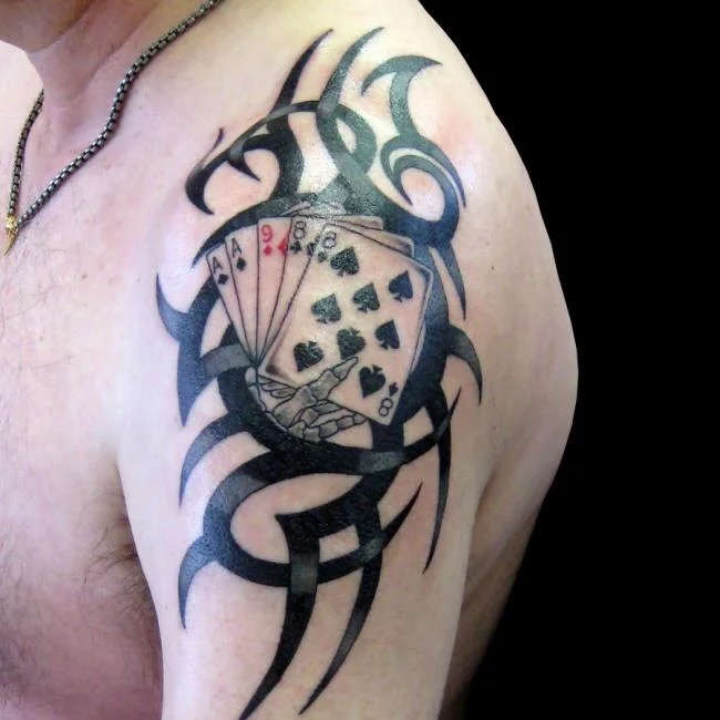 Colección de los mejores diseños de tatuajes: ¿qué dice la baraja de 52 cartas?
