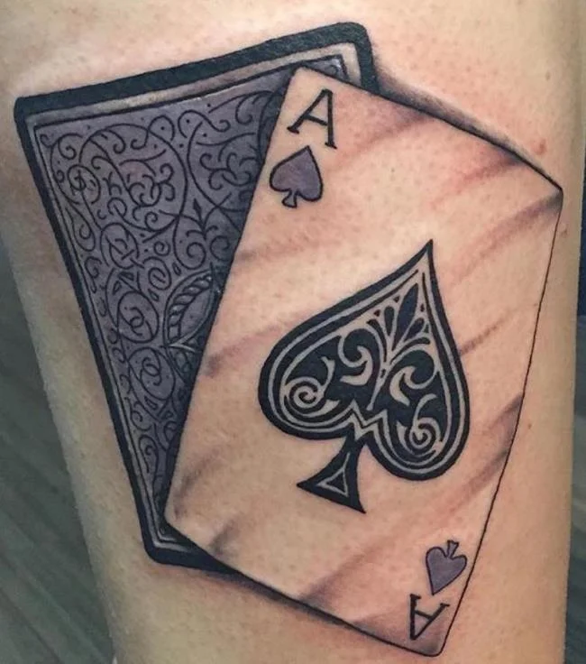 Colección de los mejores diseños de tatuajes: ¿qué dice la baraja de 52 cartas?