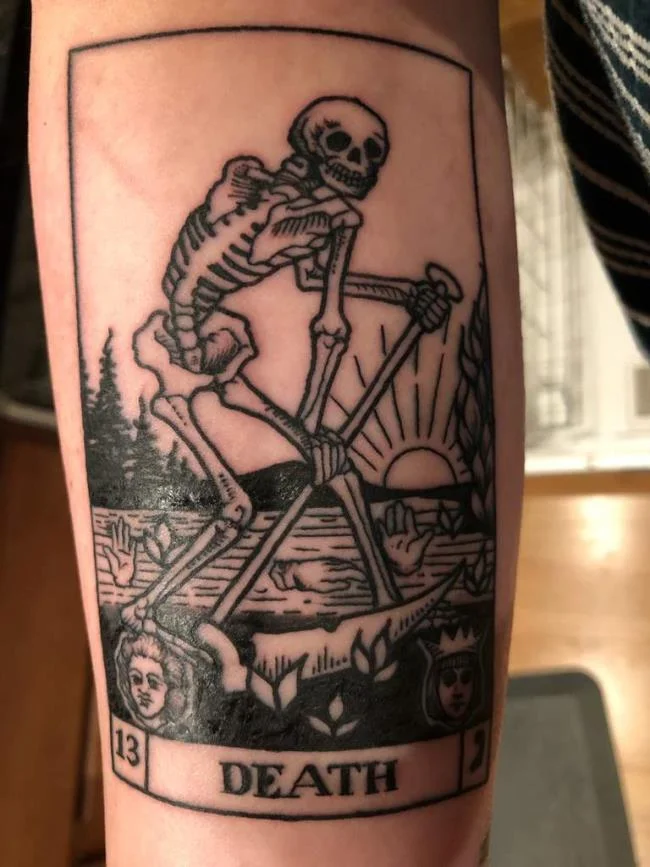 Colección de los mejores diseños de tatuajes: ¿qué dice la baraja de 52 cartas?