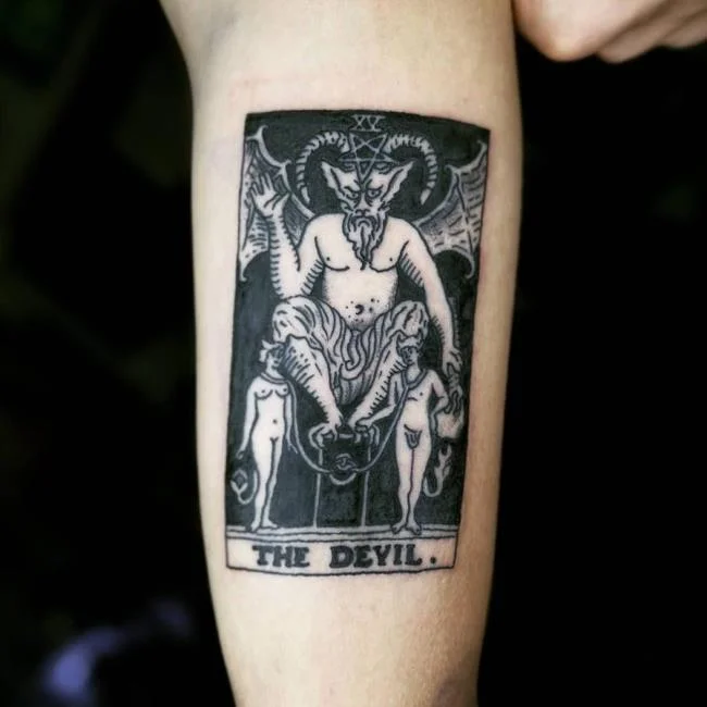 Colección de los mejores diseños de tatuajes: ¿qué dice la baraja de 52 cartas?