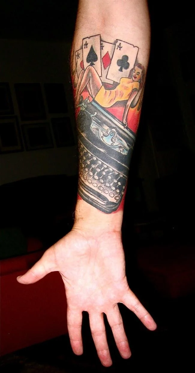 Colección de los mejores diseños de tatuajes: ¿qué dice la baraja de 52 cartas?
