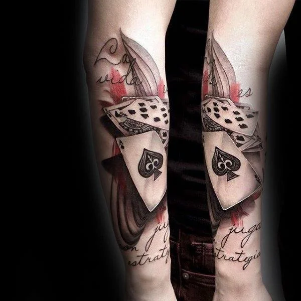 Colección de los mejores diseños de tatuajes: ¿qué dice la baraja de 52 cartas?