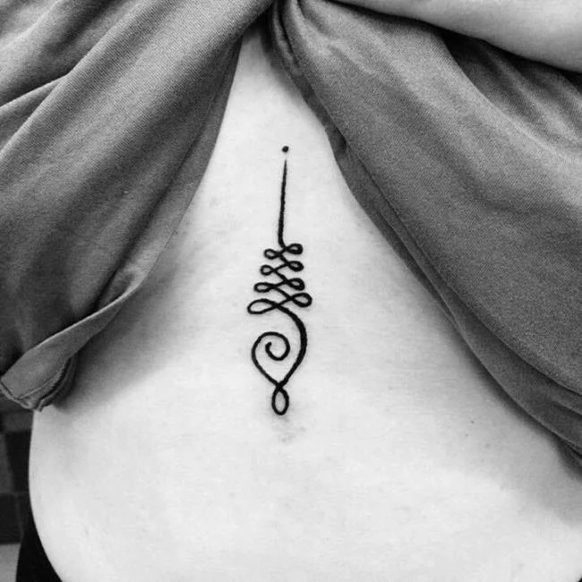 Colección de patrones de tatuajes de amuletos tailandeses que la mayoría de la gente elige tatuar