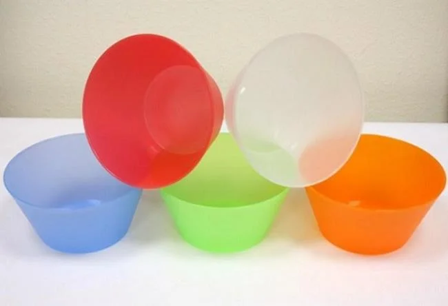 Plastik berbahaya untuk ketuhar gelombang mikro