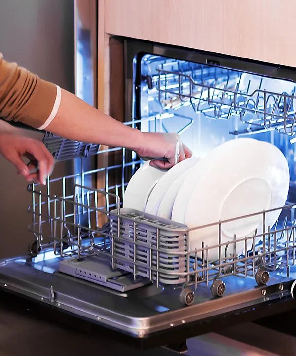 Equívocos de donas de casa vietnamitas sobre máquinas de lavar louça?