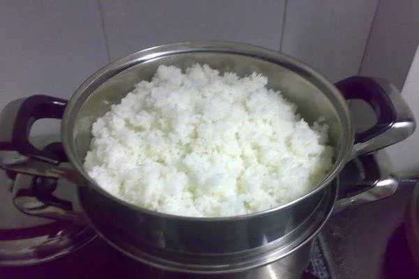 Nasi Kukus dengan Air