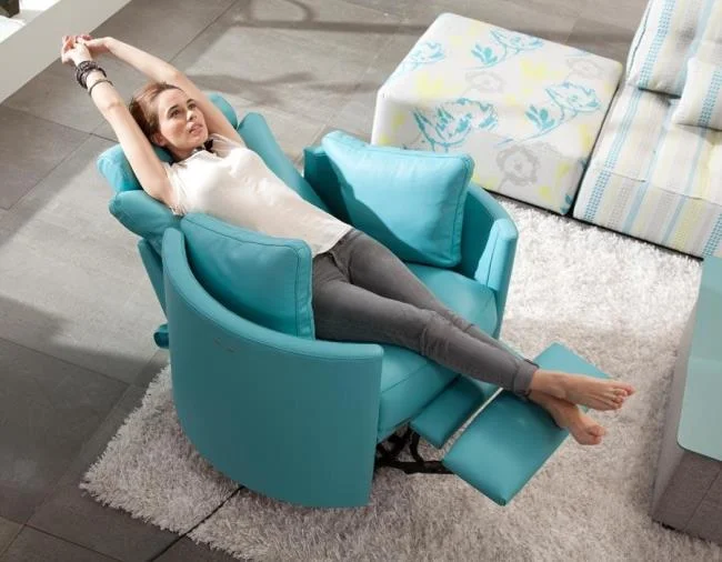 Os materiais para cadeiras relaxantes e as vantagens e desvantagens de cada Os materiais para cadeiras relaxantes e as vantagens e desvantagens de cada