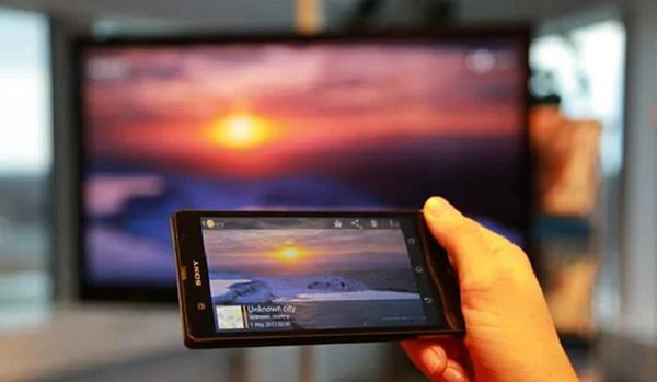 Come condividere i dati del telefono su Smart TV TCL