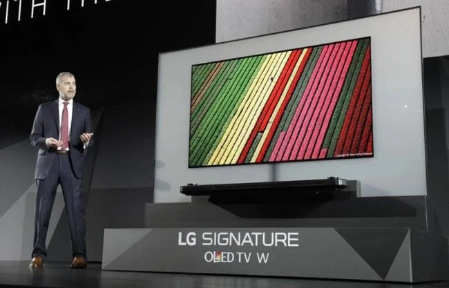 LG'nin W7T OLED TV dizisi lansmanından bu yana 40'tan fazla ödül aldı