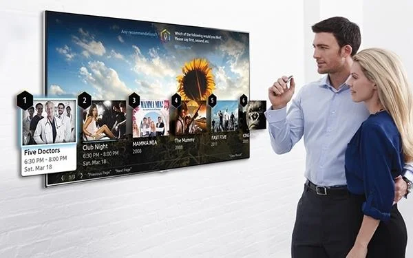 Guida per controllare la TV Samsung con la voce