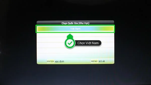 Come ripristinare le impostazioni di fabbrica e ripristinare le informazioni sui modelli di TV Skyworth