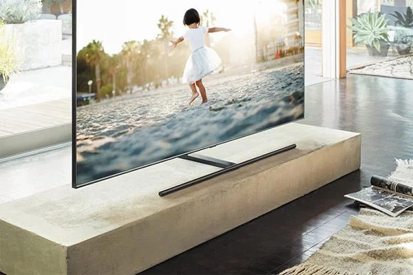 SamsungTVのQLEDにある「Q」の文字の意味について学ぶ