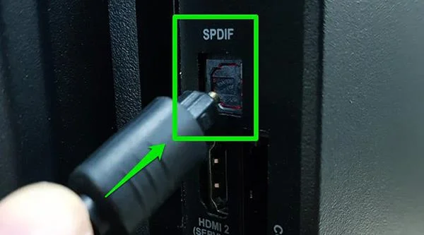 Como emitir som na TV TCL?