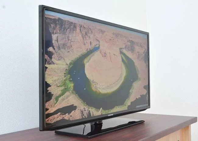 SAMSUNG UA46H5303 LED TV'yi inceleyin - günümüzün en iyi 46 inç Smart TV eğlencesi