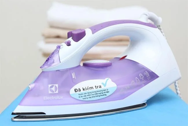 A função única de cada spray no ferro é o vapor